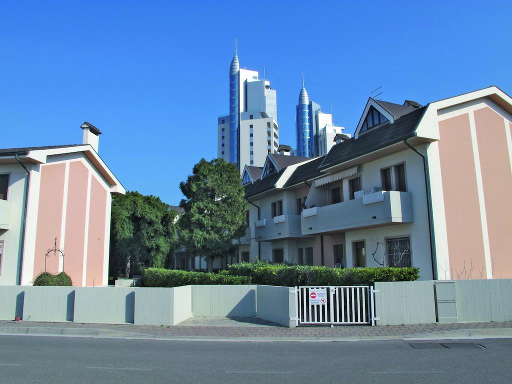 Residence Equilio Family Apartments Jesolo Extérieur photo